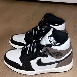Dark Mocha Jordan 1 Retro High